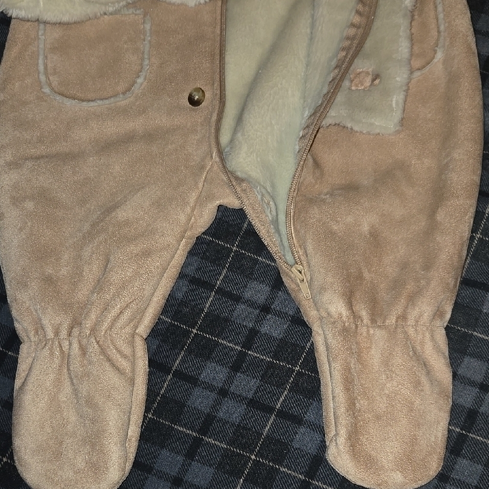 Baby Luxuries 6-9 Mos. Snowsuit - Picture 4 of 5